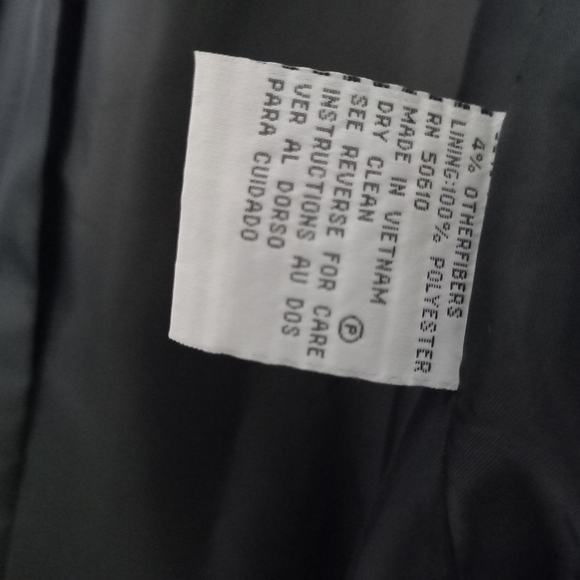 Classy Blazer with Red Polka Dots! - Picture 6 of 6